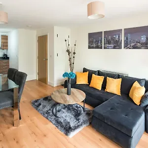  Apartamento Stylish Near