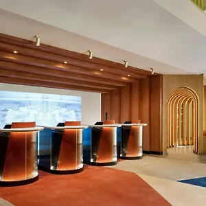 5* Hotel Montcalm East, Autograph Collection