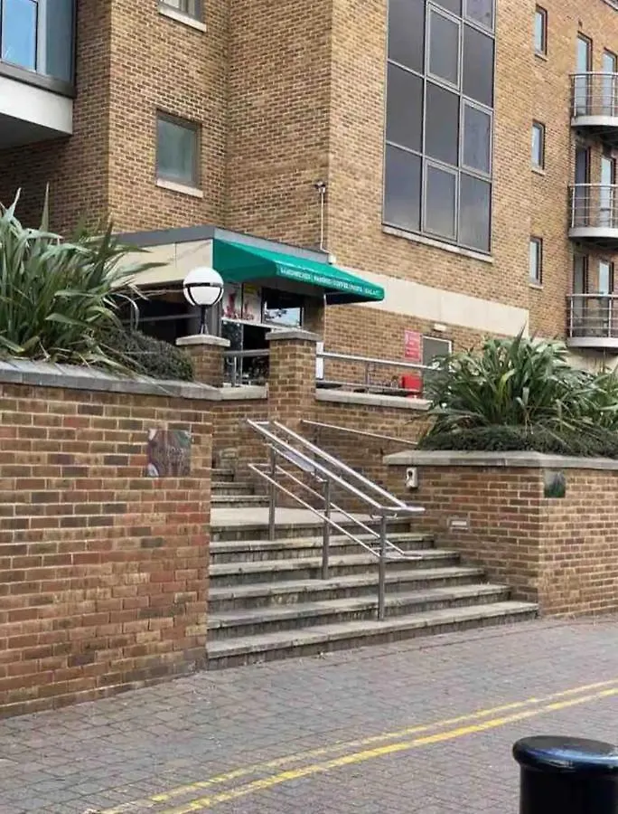 1 Bedroom Flat With Free Parking London 0*,  United Kingdom